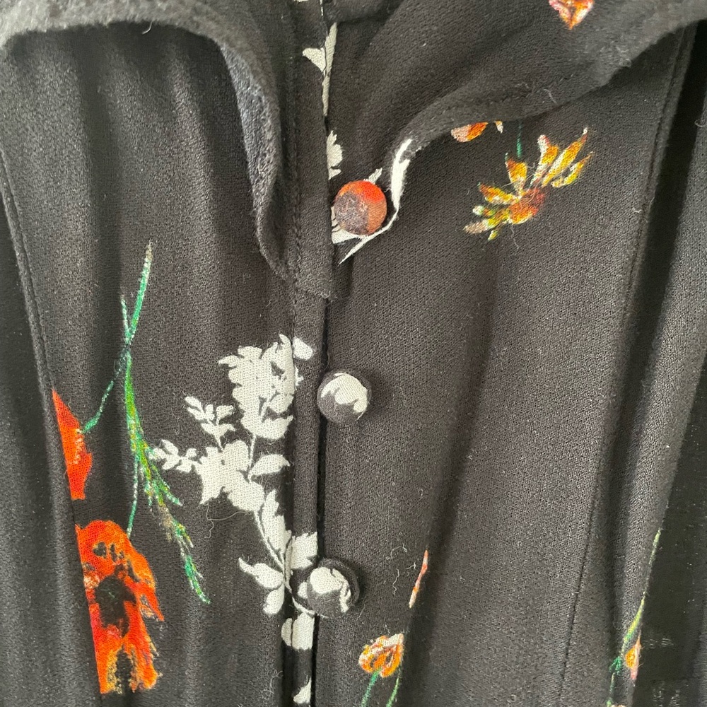 Floral Button Front Maxi Dress 🌹🌺🌼 - Picture 9 of 10